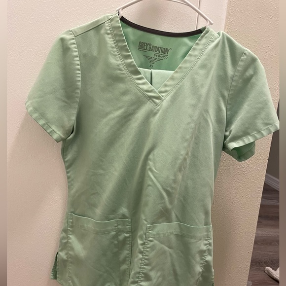 Greys Anatomy Scrub Sets - Size; XS & Smalls - Picture 9 of 10